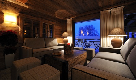 Hotel Lobby Saanenmöser
